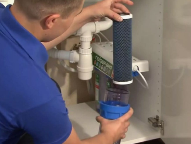 <span style="font-weight: bold;">Замена картриджей и ремонт</span>